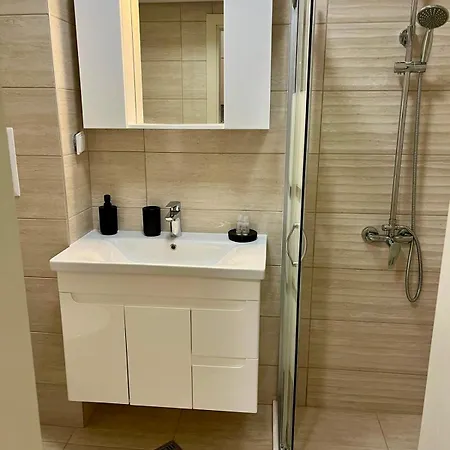 Valencia Gardens Luxurious