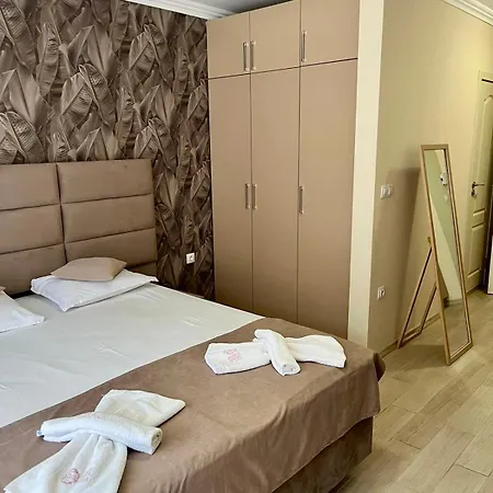 Valencia Gardens Luxurious *